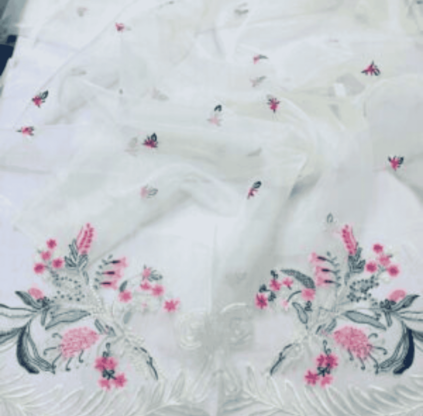 Cozy Elegant Cream Chicken Kari 3-Piece Lawn Suit