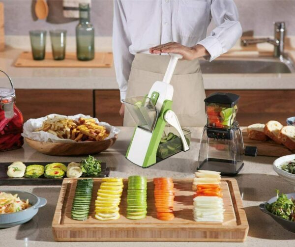 Brava Spring Slicer – Adjustable Vegetable & Fruit Cutter