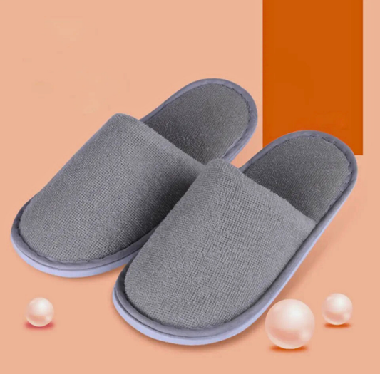 Soft Cotton Slippers for Men & Women – Random Color Surprise!