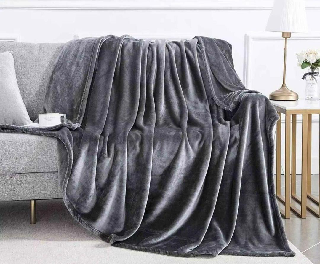 Fleece Plain Double Bed Blanket – Stylish & Cozy
